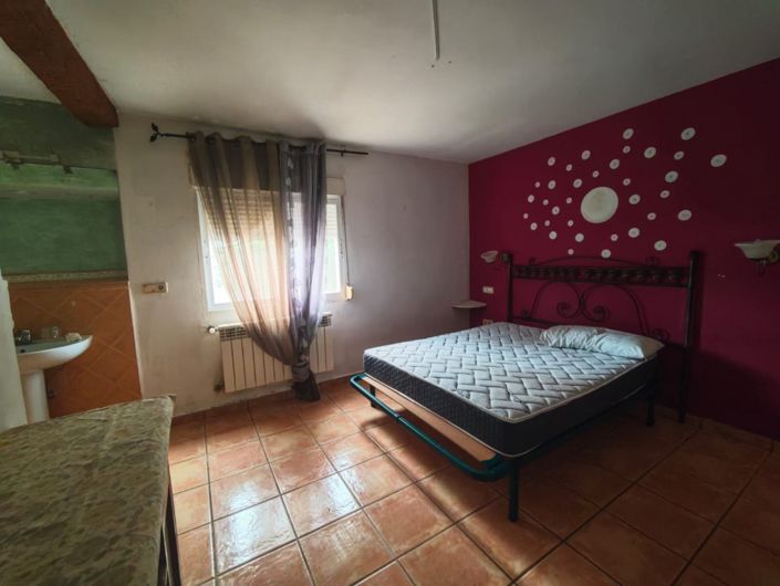 Image No.10-3 Bed Country House for sale