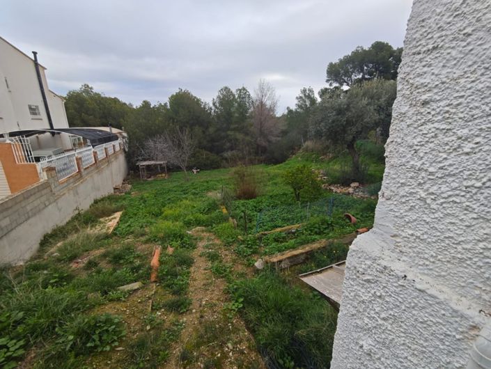 Image No.14-3 Bed Country House for sale