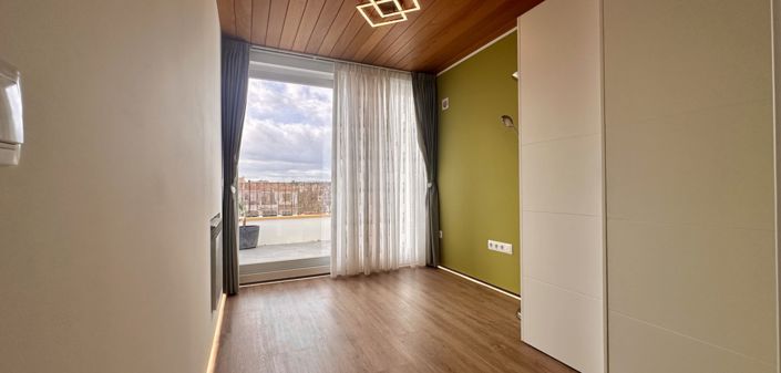 Image No.35-3 Bed Townhouse for sale