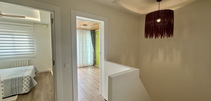 Image No.41-3 Bed Townhouse for sale