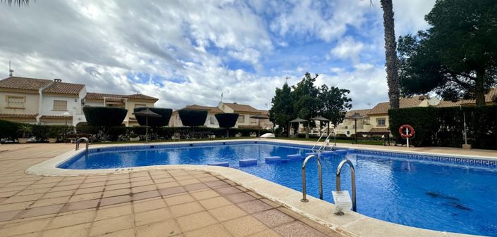 Image No.42-3 Bed Townhouse for sale