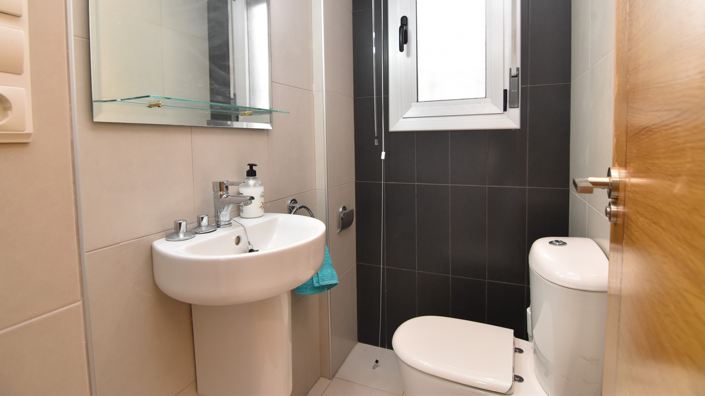 Image No.16-3 Bed Townhouse for sale