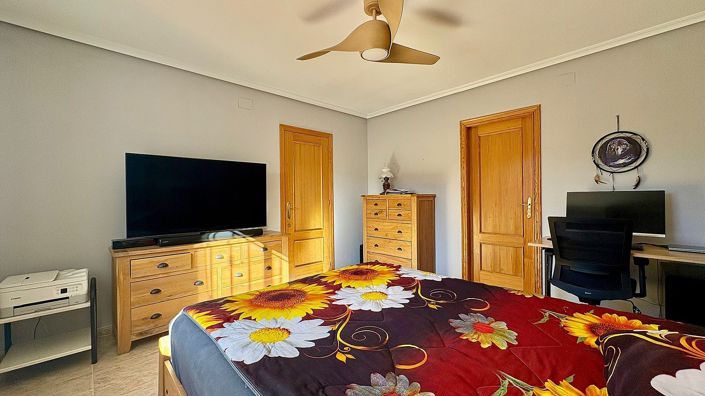 Image No.20-4 Bed Villa for sale