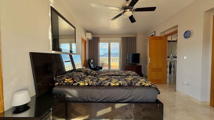 Image No.36-4 Bed Villa for sale