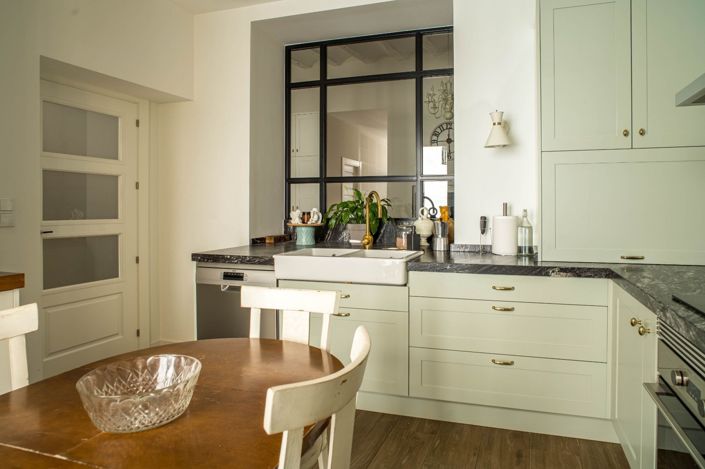 Image No.10-4 Bed Townhouse for sale