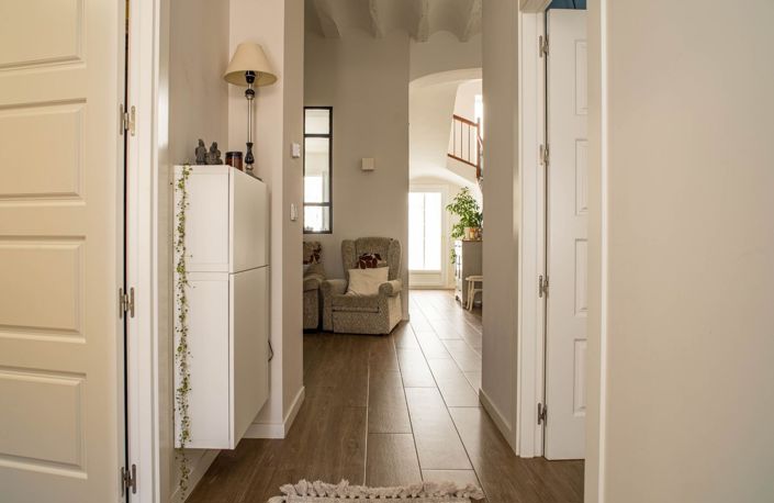 Image No.15-4 Bed Townhouse for sale