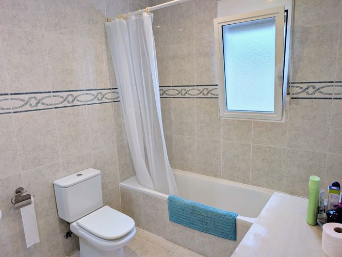 Image No.23-4 Bed Villa for sale