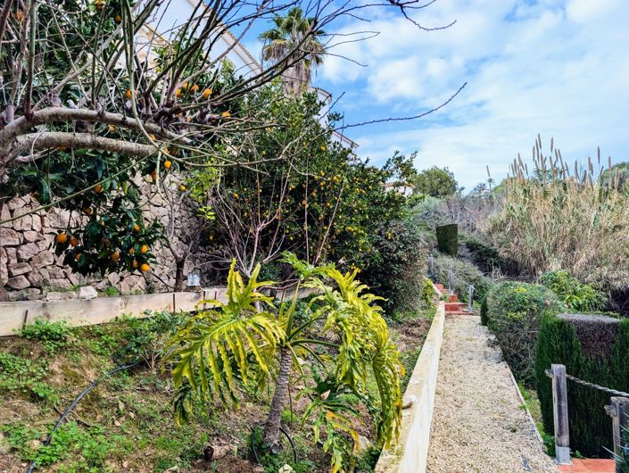 Image No.42-4 Bed Villa for sale