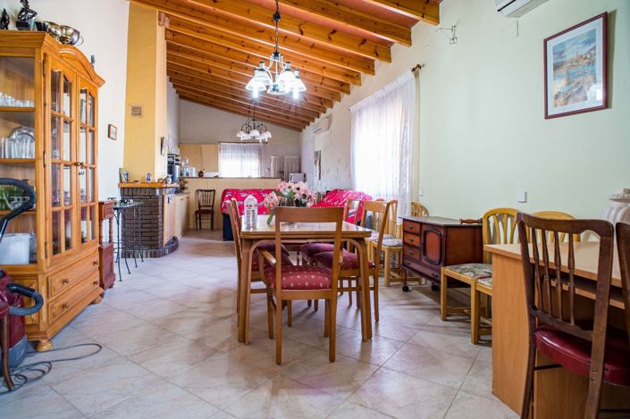 Image No.27-5 Bed Country House for sale