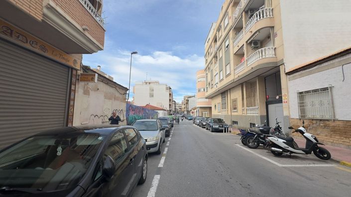 Image No.49-4 Bed Apartment for sale