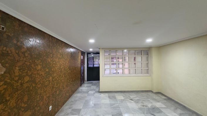 Image No.25-2 Bed Apartment for sale