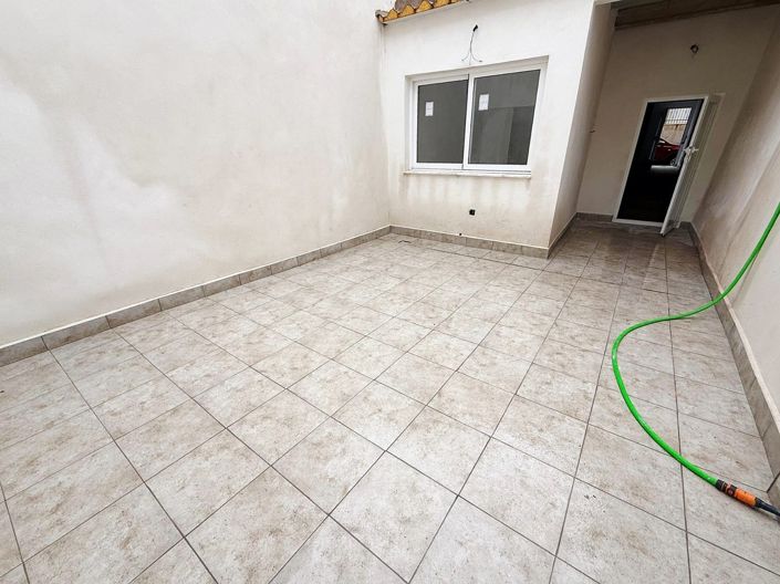 Image No.3-3 Bed Townhouse for sale