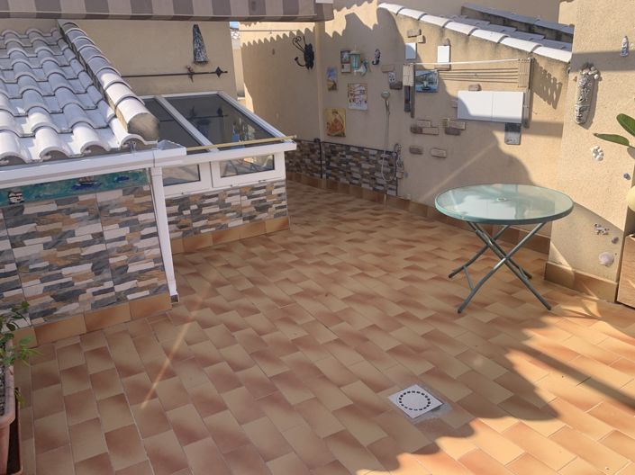 Image No.17-3 Bed Townhouse for sale