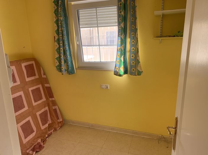 Image No.28-3 Bed Townhouse for sale