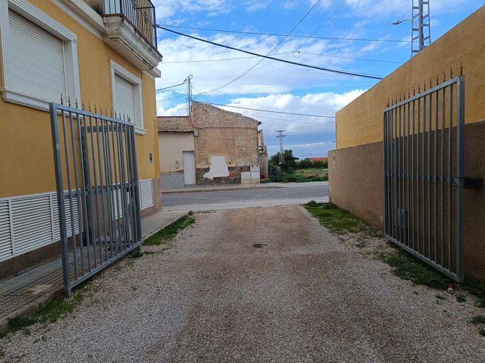 Image No.28-2 Bed Apartment for sale