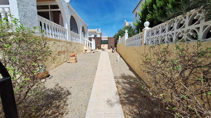 Image No.3-2 Bed Villa for sale