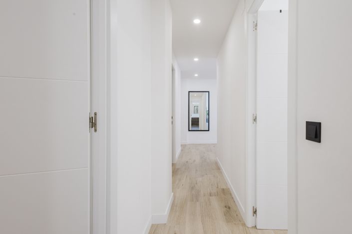 Image No.25-3 Bed Apartment for sale