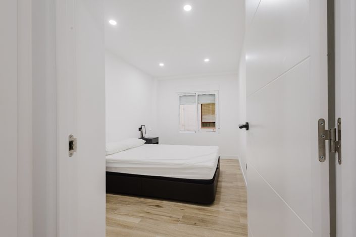 Image No.29-3 Bed Apartment for sale