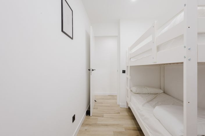 Image No.36-3 Bed Apartment for sale