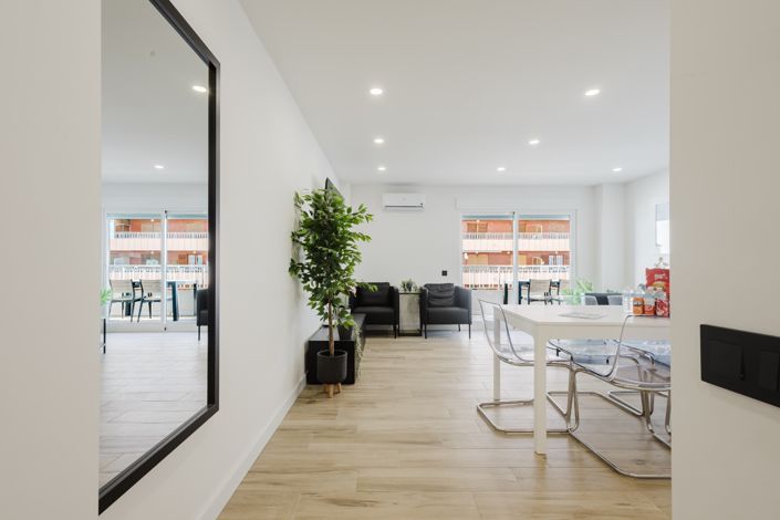 Image No.7-3 Bed Apartment for sale