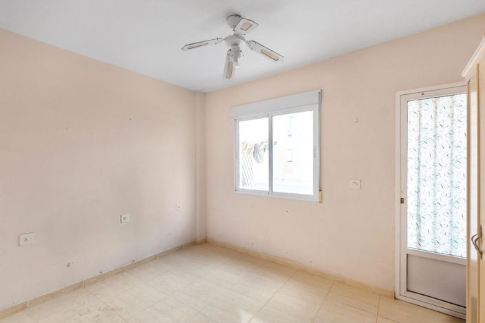 Image No.11-3 Bed Apartment for sale