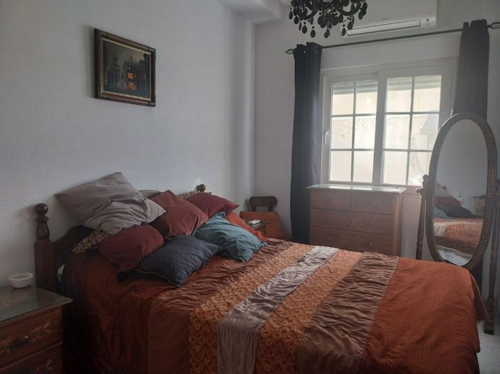 Image No.12-2 Bed Apartment for sale