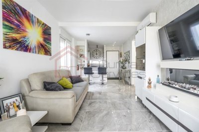 hoaqakifhuwqqbibvmge1g