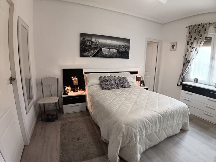 Image No.9-4 Bed Villa for sale