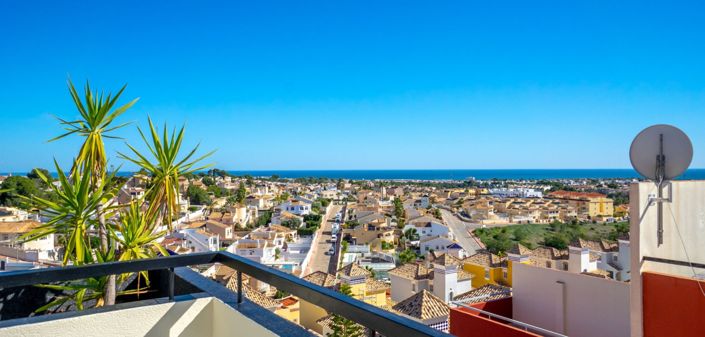 Image No.5-3 Bed Townhouse for sale