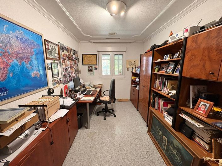 Image No.23-Villa de 6 chambres à vendre à Sax