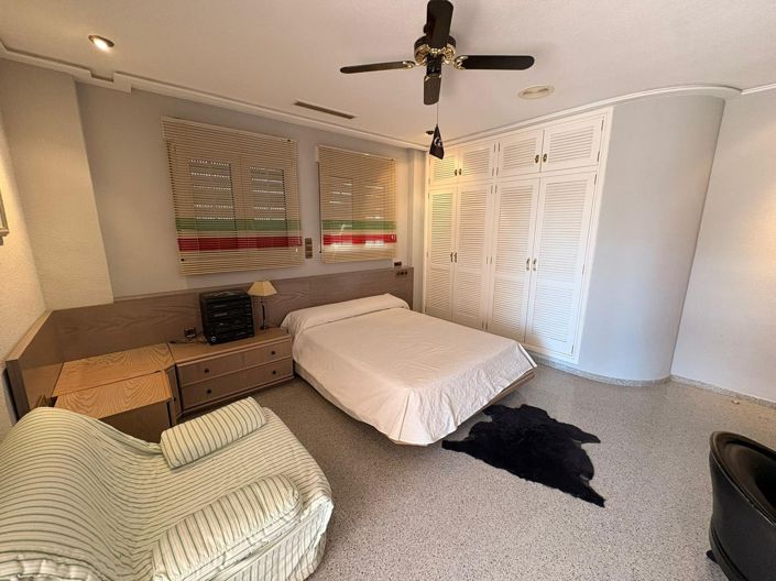 Image No.33-Villa de 6 chambres à vendre à Sax