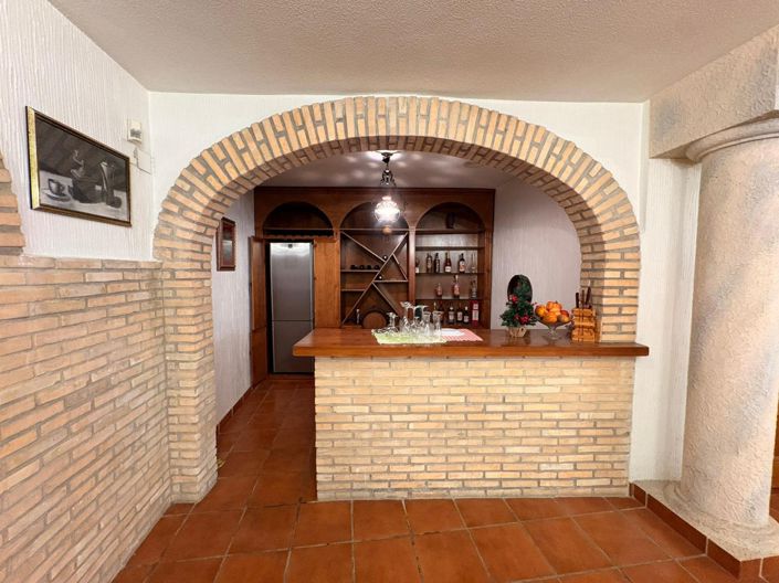 Image No.50-Villa de 6 chambres à vendre à Sax