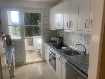 13-5fd73dea700db77384c091ca9818b1a9