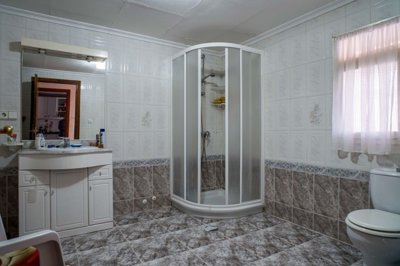 w0d625410-c486-4296-b030-f4411924353a