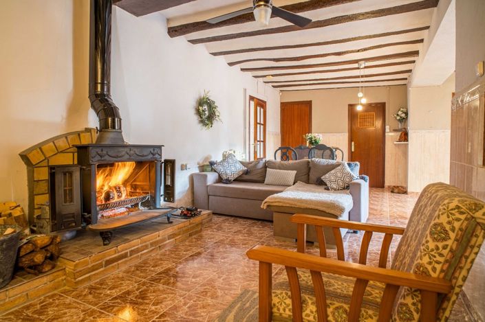 Image No.34-5 Bed Country House for sale