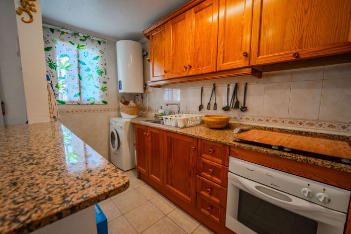 Image No.7-3 Bed Townhouse for sale