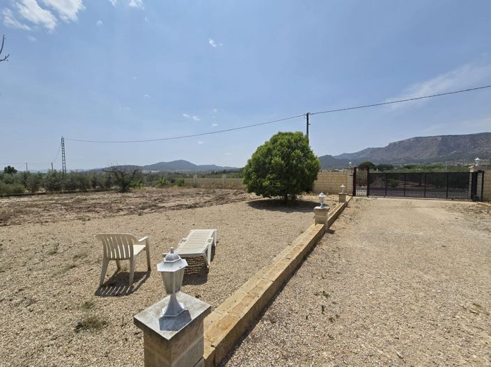 Image No.33-3 Bed Villa for sale