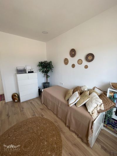 Image No.20-3 Bed Townhouse for sale