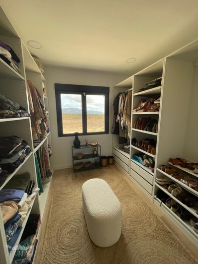 Image No.23-3 Bed Townhouse for sale