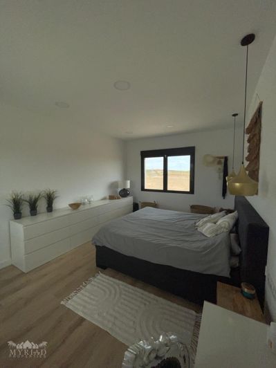 Image No.29-3 Bed Townhouse for sale