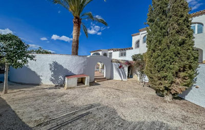 27626-villa-for-sale-in-calpe-4185776-large