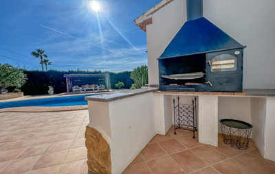 27626-villa-for-sale-in-calpe-4185778-large