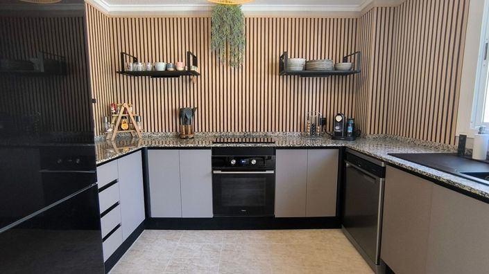 Image No.9-2 Bed Townhouse for sale