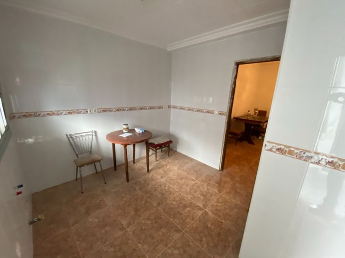 Image No.16-3 Bed Apartment for sale