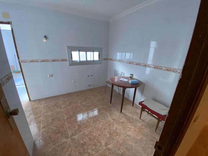 Image No.6-3 Bed Apartment for sale