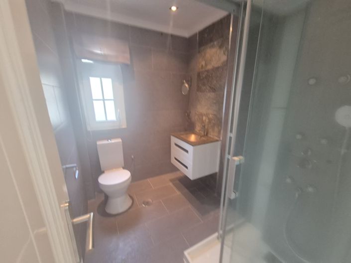 Image No.19-4 Bed Villa for sale