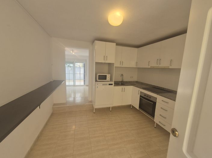 Image No.25-4 Bed Villa for sale