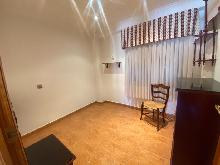 Image No.6-3 Bed Apartment for sale