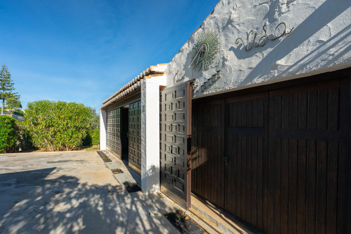 Image No.37-4 Bed Villa for sale