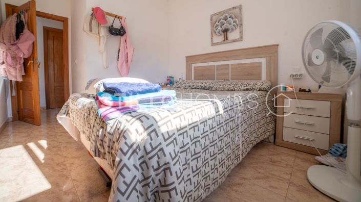 Image No.10-2 Bed Apartment for sale